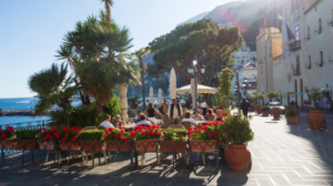 AMALFI COAST RESIDENT GATHERING FOR FUN WITH FAMILY AND FRIENDS