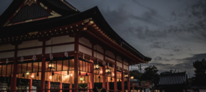 A KYOTO TEMPLE WHERE TOURIST VISIT WHILE ON VACATION